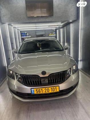 סקודה אוקטביה Ambition אוט' 1.0 (115 כ"ס) בנזין 2018 למכירה בכפר סבא