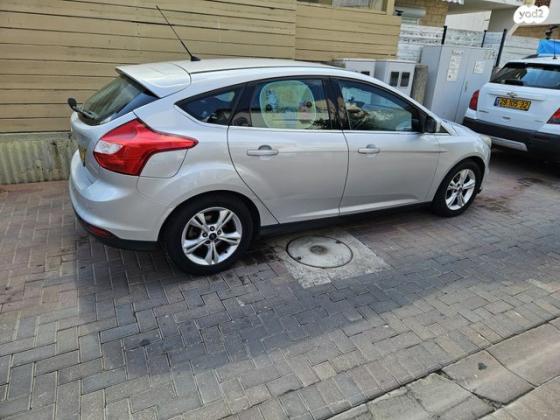 פורד פוקוס Sport הצ'בק אוט' 1.6 (125 כ"ס) בנזין 2012 למכירה בראשון לציון