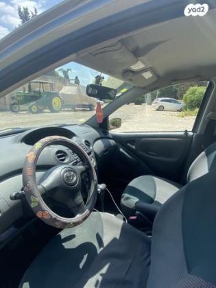 טויוטה יאריס Sol אוט' 1.3 (87 כ''ס) בנזין 2005 למכירה בהחותרים