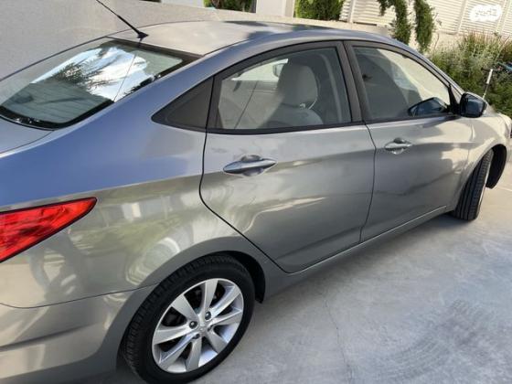 יונדאי i25 Premium אוט' 1.6 (124 כ"ס) בנזין 2014 למכירה בברכיה