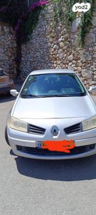 רנו מגאן דור 2 (2004-2010) Business אוט' 4 דל' 1.6 (110 כ''ס) בנזין 2008 למכירה בנשר