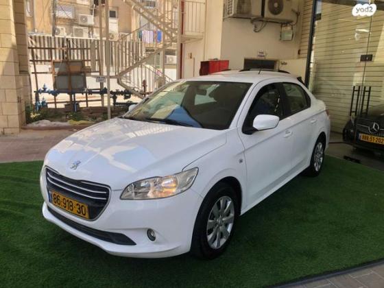 פיג'ו 301 Active רובוטית 1.2 (82 כ"ס) בנזין 2015 למכירה בראשון לציון