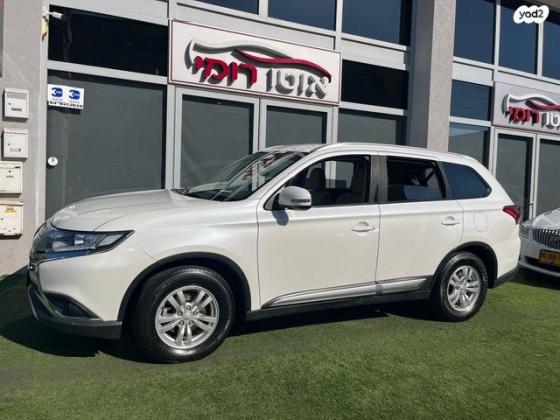 מיצובישי אאוטלנדר Intense אוט' 7 מק' 2.0 (150 כ"ס) בנזין 2019 למכירה בראשון לציון