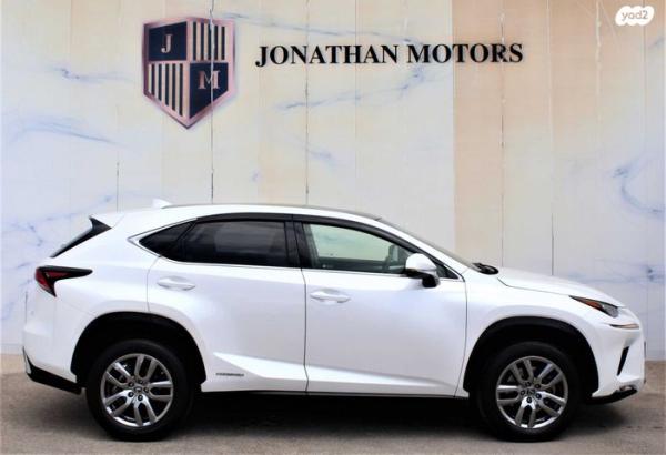 לקסוס NX 4X4 NX300H Premium הייבריד אוט' 2.5 (155 כ''ס) בנזין 2019 למכירה בחיפה
