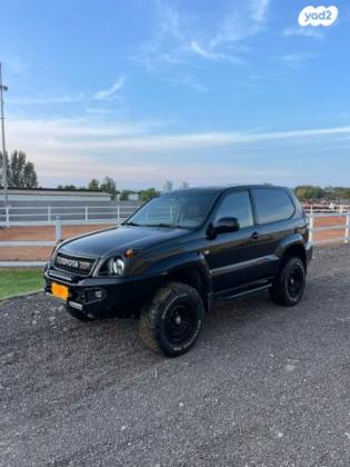 טויוטה לנד קרוזר קצר 4X4 Premium אוט' בנזין 4.0 (250 כ''ס) בנזין 2007 למכירה ביבנה