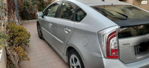 טויוטה פריוס GLI הייבריד אוט' 1.8 (99 כ"ס) בנזין 2013 למכירה בבאר שבע