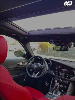 אלפא רומיאו ג'וליה Veloce AWD אוט' 2.0 (280 כ''ס) בנזין 2022 למכירה בעפולה
