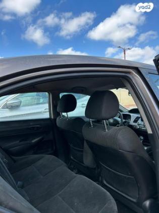 הונדה סיוויק סדאן החדשה Comfort אוט' 1.8 (140 כ''ס) בנזין 2010 למכירה בפרדסיה