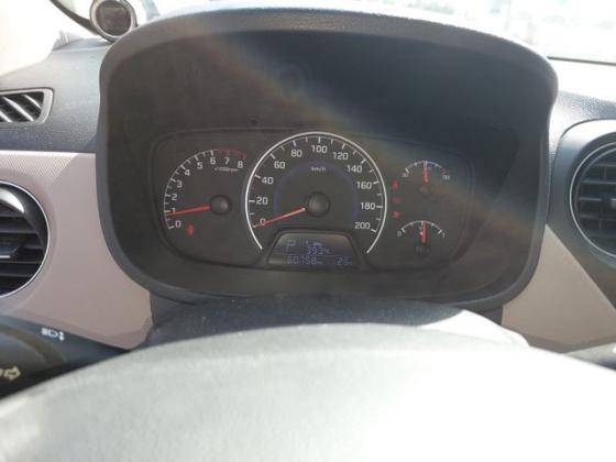 יונדאי i10 Inspire אוט' 1.2 (87 כ"ס) בנזין 2017 למכירה בראשון לציון