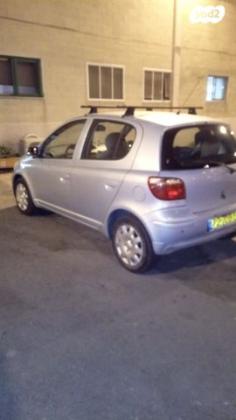 טויוטה יאריס Sol אוט' 1.3 (87 כ''ס) בנזין 2004 למכירה באשדוד