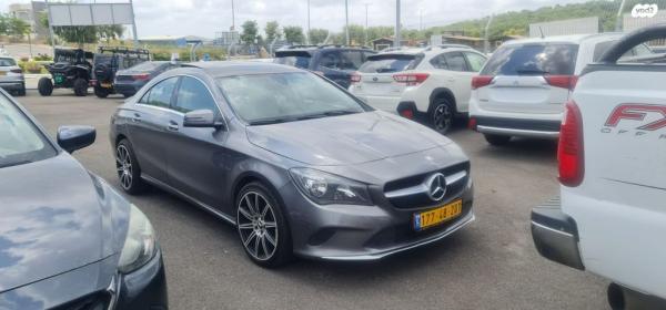 מרצדס CLA CLA180 SE אוט' 1.6 (122 כ''ס) בנזין 2017 למכירה בדאלית אל כרמל