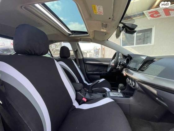 מיצובישי לנסר ספורטבק Sport אוט' 5 דל' 1.8 (140 כ"ס) בנזין 2015 למכירה בנתניה