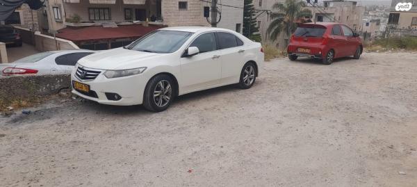 הונדה אקורד Luxury אוט' 2.0 (156 כ''ס) בנזין 2011 למכירה בנצרת