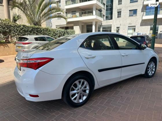 טויוטה קורולה GLI-FL אוט' 1.6 (132 כ''ס) [2013-2016] בנזין 2013 למכירה בנתניה