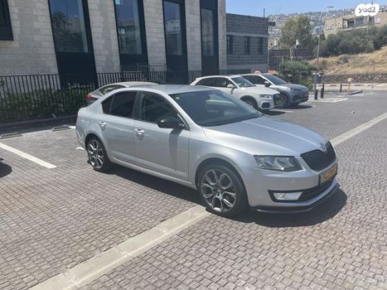 סקודה אוקטביה Elegance אוט' 1.8 (180 כ''ס) בנזין 2014 למכירה בחיפה