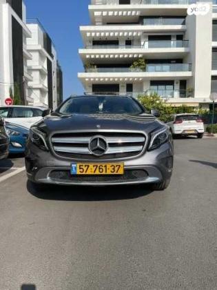 מרצדס GLA GLA200 Urban אוט' 1.6 (156 כ''ס) [2014-2017] בנזין 2016 למכירה בחולון