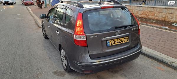 יונדאי i30CW Inspire סטיישן אוט' 1.6 (126 כ''ס) בנזין 2010 למכירה באלעד