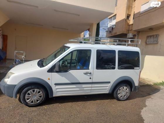 פורד טורנאו קונקט קצר S ידני דיזל 1.8 (90 כ"ס) דיזל 2005 למכירה בכפר יאסיף