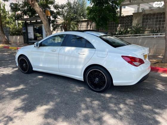 מרצדס CLA CLA180 Urban FL אוט' 1.6 (122 כ"ס) בנזין 2017 למכירה בנתניה