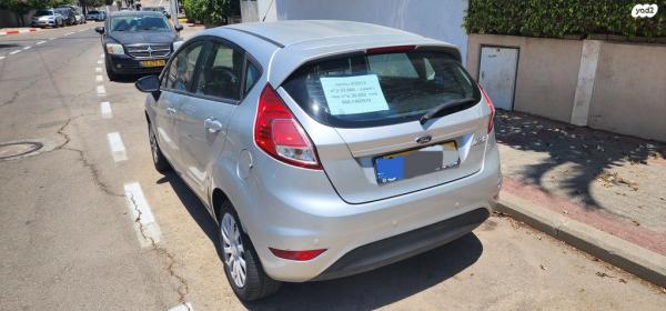 פורד פיאסטה Trend אוט' 1.6 (105 כ"ס) בנזין 2013 למכירה בראש העין