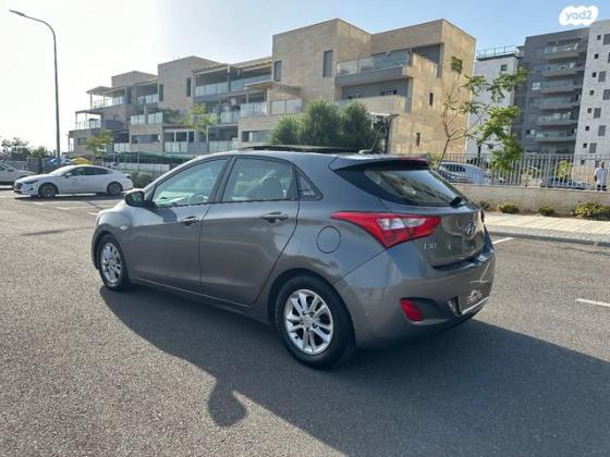 יונדאי i30 Premium אוט' 1.6 (135 כ''ס) בנזין 2013 למכירה בחיפה