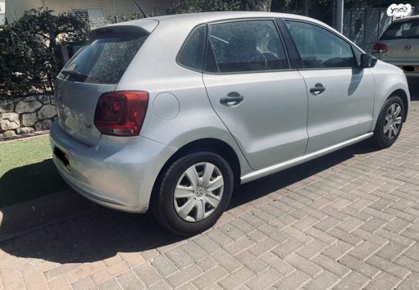 פולקסווגן פולו Trendline ידני 5 דל' 1.4 (85 כ"ס) בנזין 2011 למכירה בעפולה