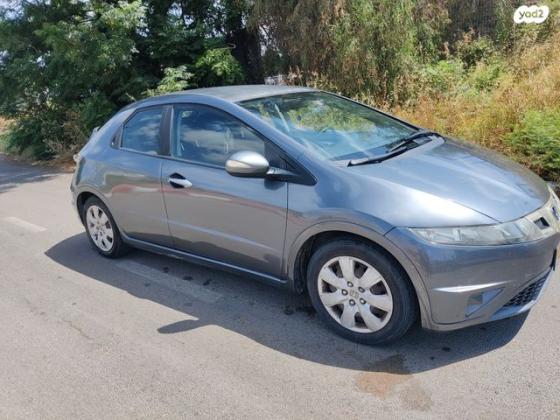 הונדה סיוויק האצ'בק החדשה Comfort אוט' 1.8 (140 כ''ס) בנזין 2010 למכירה בשדה משה