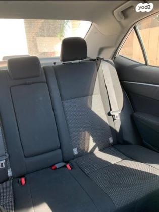 טויוטה קורולה GLI-FL אוט' 1.6 (132 כ''ס) [2013-2016] בנזין 2015 למכירה במעלה אדומים