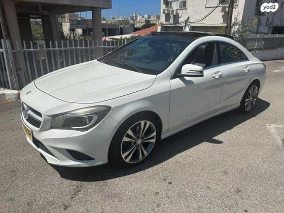 מרצדס CLA CLA180 Urban אוט' 1.6 (122 כ"ס) בנזין 2015 למכירה בנתניה