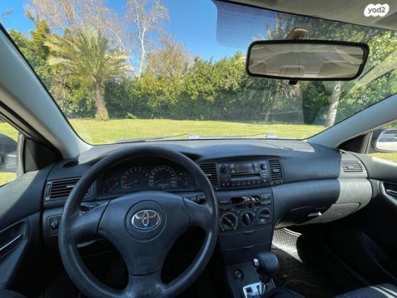 טויוטה קורולה Sun אוט' 1.6 (110 כ''ס) בנזין 2004 למכירה ברעננה
