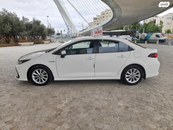 טויוטה קורולה הייבריד Sun סדאן אוט' 1.8 (98 כ''ס) בנזין 2019 למכירה בירושלים