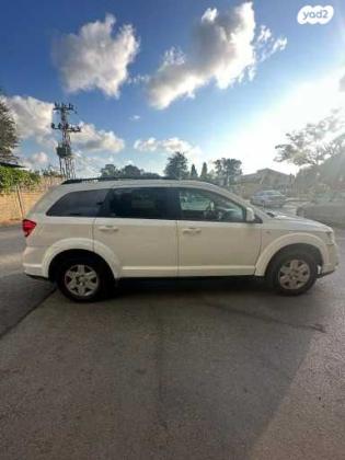 דודג' ג'רני SE אוט' 7 מק' 2.4 (168 כ"ס) בנזין 2011 למכירה בפרדס חנה כרכור