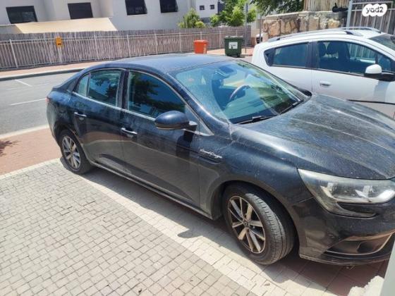 רנו מגאן גראנד קופה Zen אוט' 1.2 (132 כ"ס) בנזין 2018 למכירה בראש העין