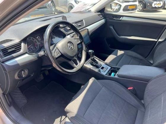 סקודה סופרב (עד 2019) Ambition אוט' 1.8 (180 כ''ס) בנזין 2017 למכירה במעיליא