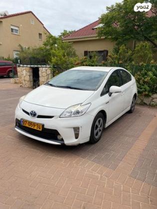 טויוטה פריוס GLI הייבריד אוט' 1.8 (99 כ"ס) בנזין 2015 למכירה ביקיר