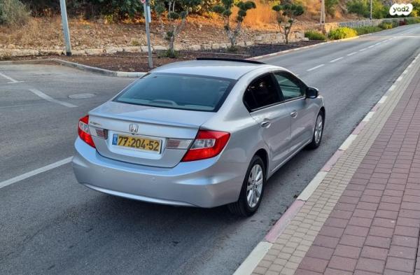 הונדה סיוויק סדאן החדשה Executive אוט' 1.8 (142 כ"ס) בנזין 2013 למכירה בחיפה