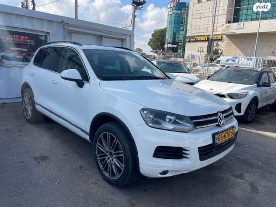 פולקסווגן טוארג 4X4 Luxury אוט' דיזל 3.0 (245 כ''ס) דיזל 2014 למכירה בחדרה
