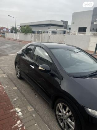 הונדה סיוויק האצ'בק החדשה Luxury אוט' 1.8 (140 כ''ס) בנזין 2009 למכירה בגן יבנה