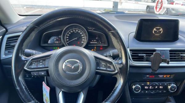 מאזדה j Sport סדאן אוט' 2.0 (165 כ"ס) בנזין 2017 למכירה בעכו