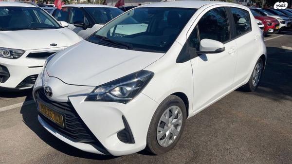 טויוטה יאריס Sol אוט' 1.5 (112 כ"ס) בנזין 2020 למכירה ברמת גן