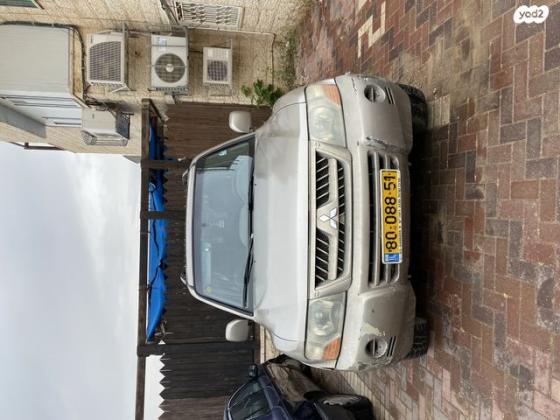 מיצובישי פג'רו ארוך 4X4 GLX אוט' דיזל 7 מק' 3.2 (165 כ''ס) דיזל 2004 למכירה בבית שמש