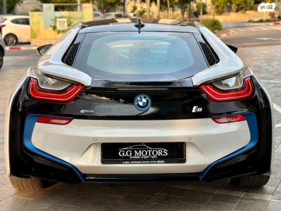 ב.מ.וו i8 4X4 Luxury קופה הייבריד אוט' 1.5 (362 כ"ס) היברידי חשמל / בנזין 2016 למכירה בראשון לציון