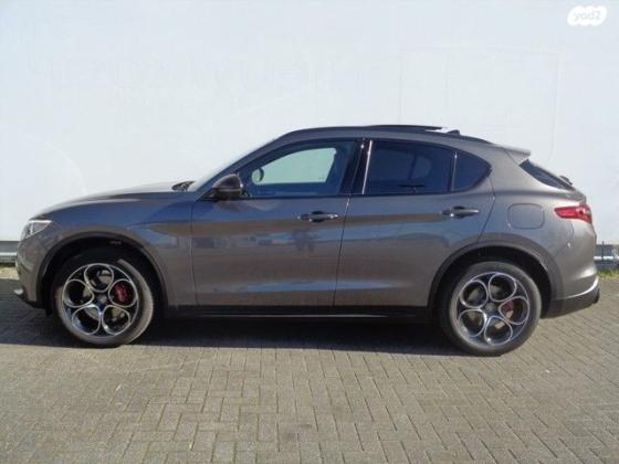 אלפא רומיאו סטלויו 4X4 Veloce AWD אוט' 2.0 (280 כ''ס) בנזין 2020 למכירה ברעננה