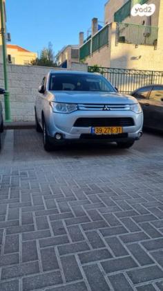מיצובישי אאוטלנדר Instyle אוט' 5 מק' 2.0 (150 כ"ס) בנזין 2014 למכירה בירושלים