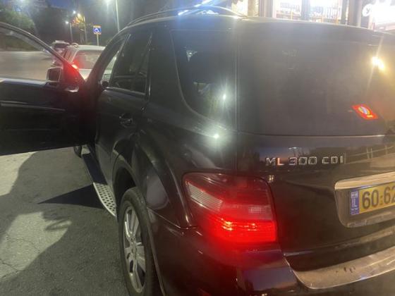 מרצדס ML Class 4X4 ML300 4MATIC Standard אוט' דיזל 3.0 (204 כ''ס) דיזל 2011 למכירה בבית שמש