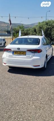 טויוטה קורולה הייבריד Sun סדאן אוט' 1.8 (98 כ''ס) בנזין 2019 למכירה בטורעאן