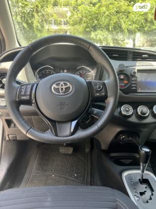 טויוטה יאריס Style אוט' 1.5 (112 כ"ס) בנזין 2018 למכירה בנהריה
