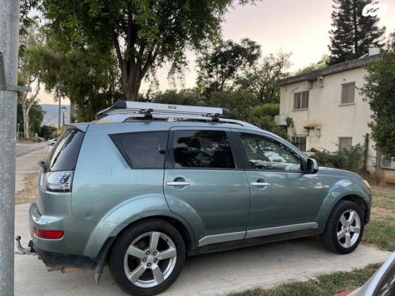 מיצובישי אאוטלנדר 4X4 Sport אוט' 7 מק' 2.4 (170 כ''ס) בנזין 2008 למכירה בנתניה