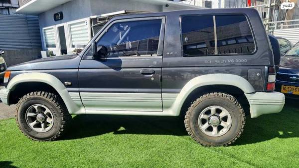 מיצובישי פג'רו קצר 4X4 GLS אוט' 5 מק' 3.0 (177 כ''ס) בנזין 1996 למכירה בחיפה