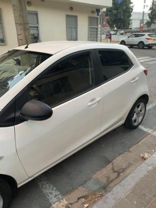 מאזדה H Dynamic אוט' 1.5 (103 כ"ס) בנזין 2014 למכירה בבת ים